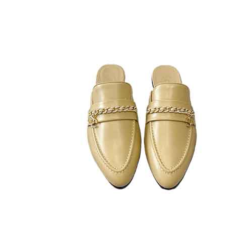 Chanel Chain Buckle Low-