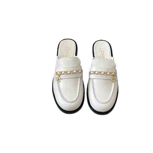 Chanel Chain Buckle Low-