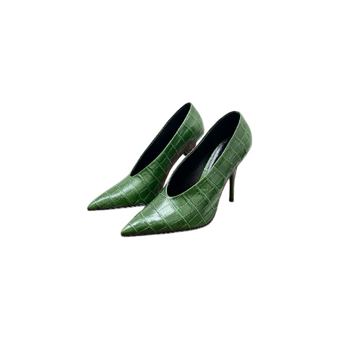 Gucci 2025 SS V-Cut Croc